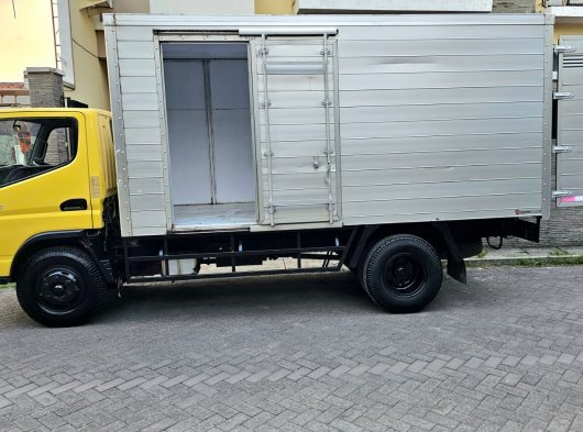 MITSUBISHI CANTER FE-74 SUPER SPEED 125PS TH.2013 ANTIK.! KABIN 100% ORISINIL CAT BOX  JUMBO 19 Kubik TGN-1 MESIN NO NGOBOS SUPER ISTIMEWA