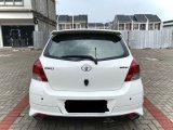 2012 Toyota yaris