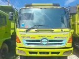 2017 HINO dump truck 4
