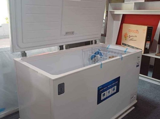 Dijual chest freezer box, dengan Harga murah, dan bisa kredit Barang Baru
